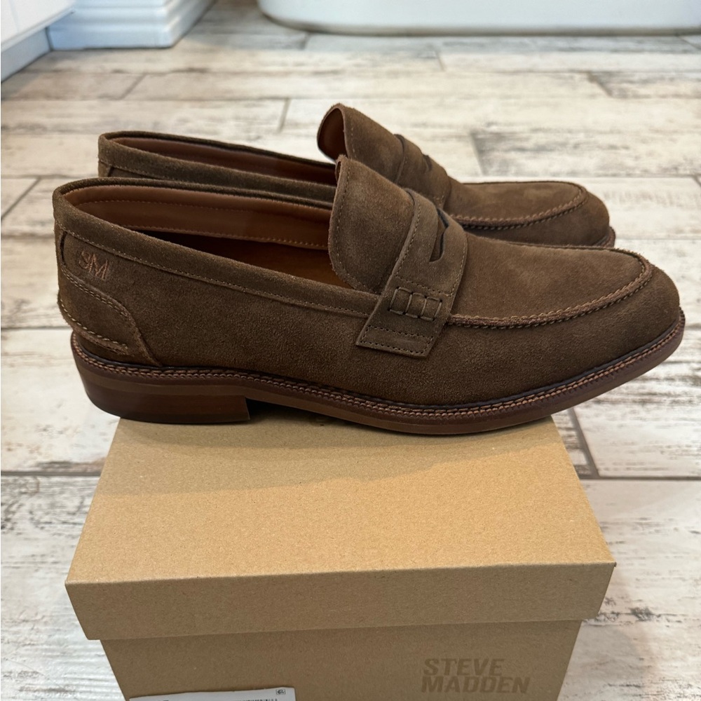 ⭐️ Men’s Steve Madden Pierre Suede Dress Loafer sz 9.5